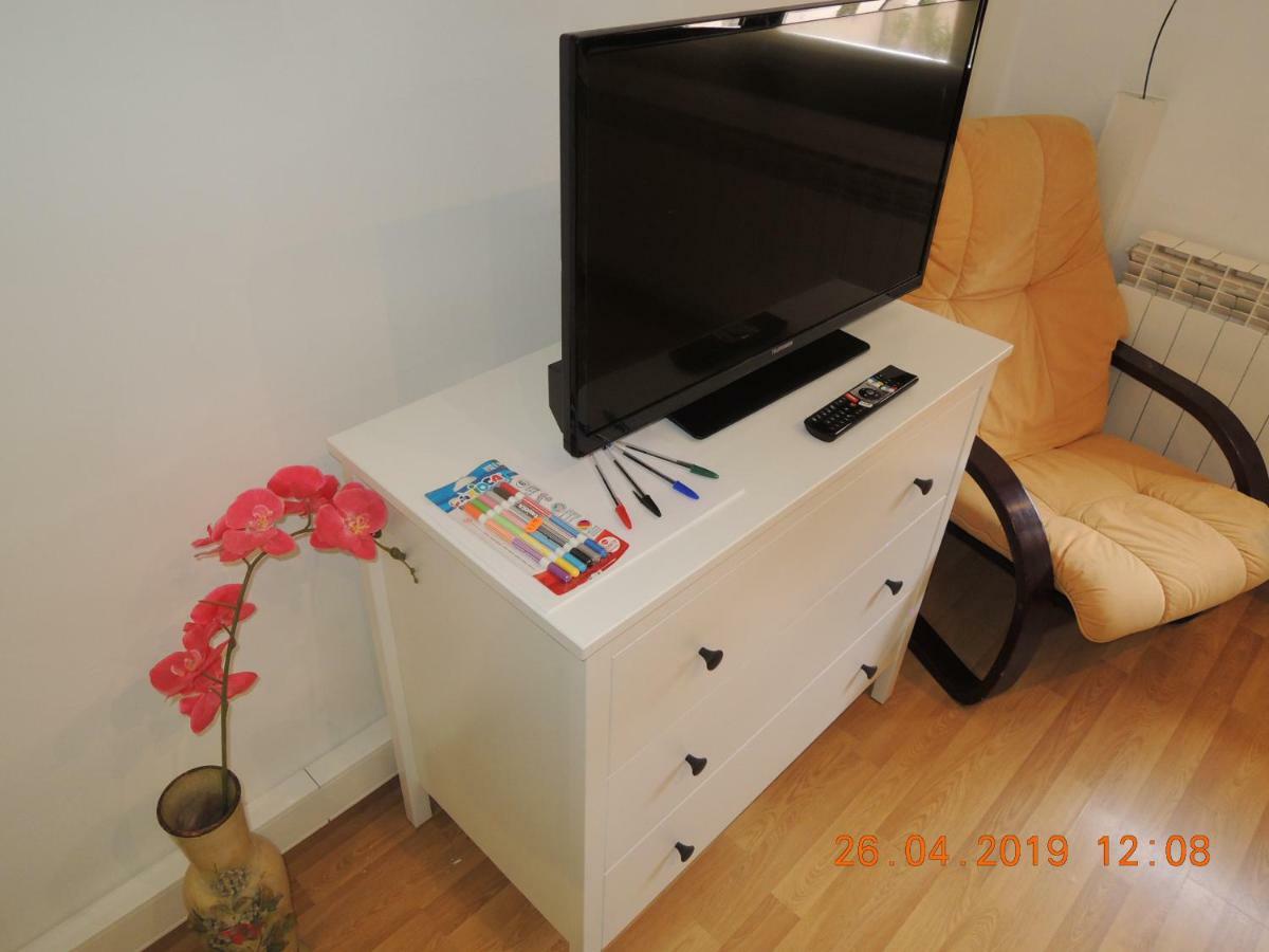 Apartament Jasmine Apartment เบซาลู ภายนอก รูปภาพ
